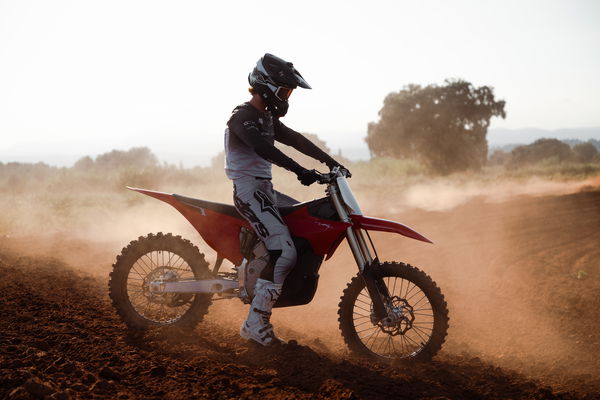 Stark Varg MX 1.2 rot