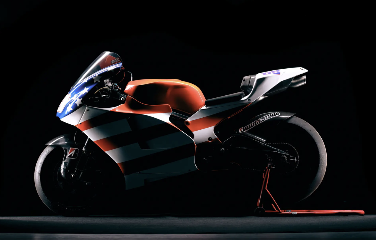 Ex-Nicky Hayden Ducati Desmosierung GP8 MotoGP-Fahrradköpfe zur Auktion