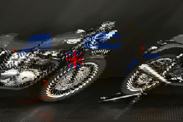 Ein Triumph Bonneville Cafe Racer