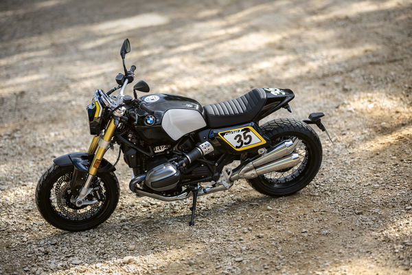 BMW R 12 Ninet mit dem neuen 'Tracker' Accessoires Kit ausgestattet