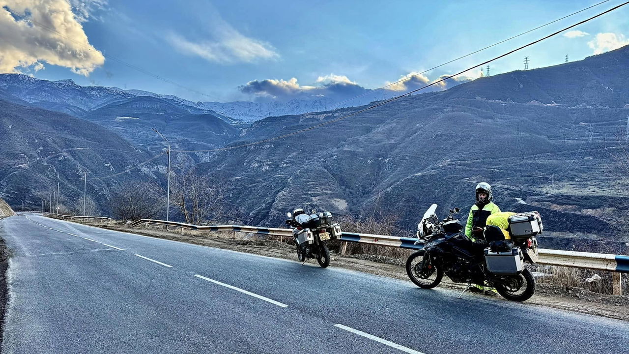 Der Iran erwägt, das Verbot von Motorrädern von Frauen zu heben