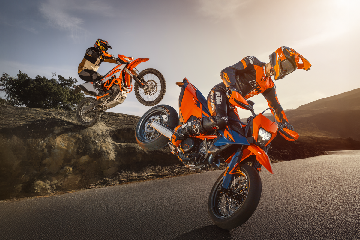 KTM enthüllt neue 690 Enduro R- und 690 SMC R -Modelle