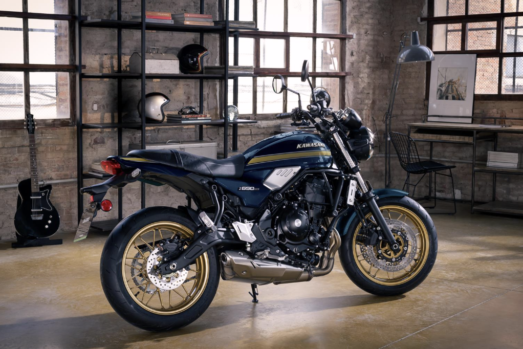 Kawasaki Z650RS erhält drei neue Farben für 2026
