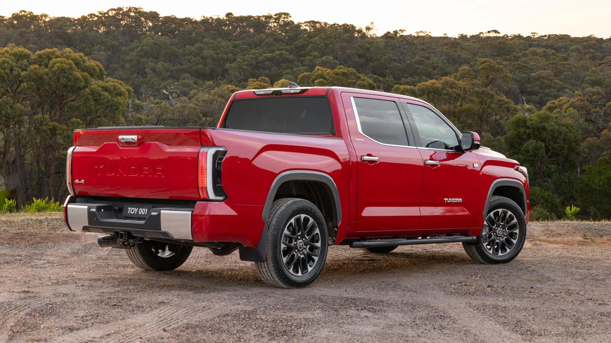 Toyota Tundra Limited 2024 Heck 3/4 Dreck