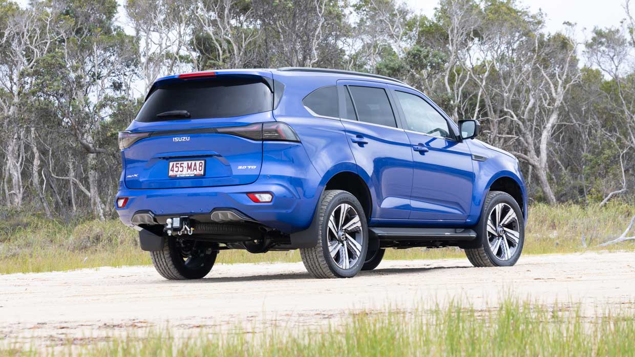 Isuzu MU-X LS-T 2025 Heck