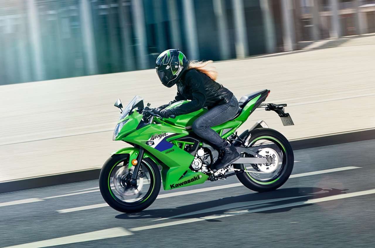 2026 Kawasaki Ninja 125 on the road