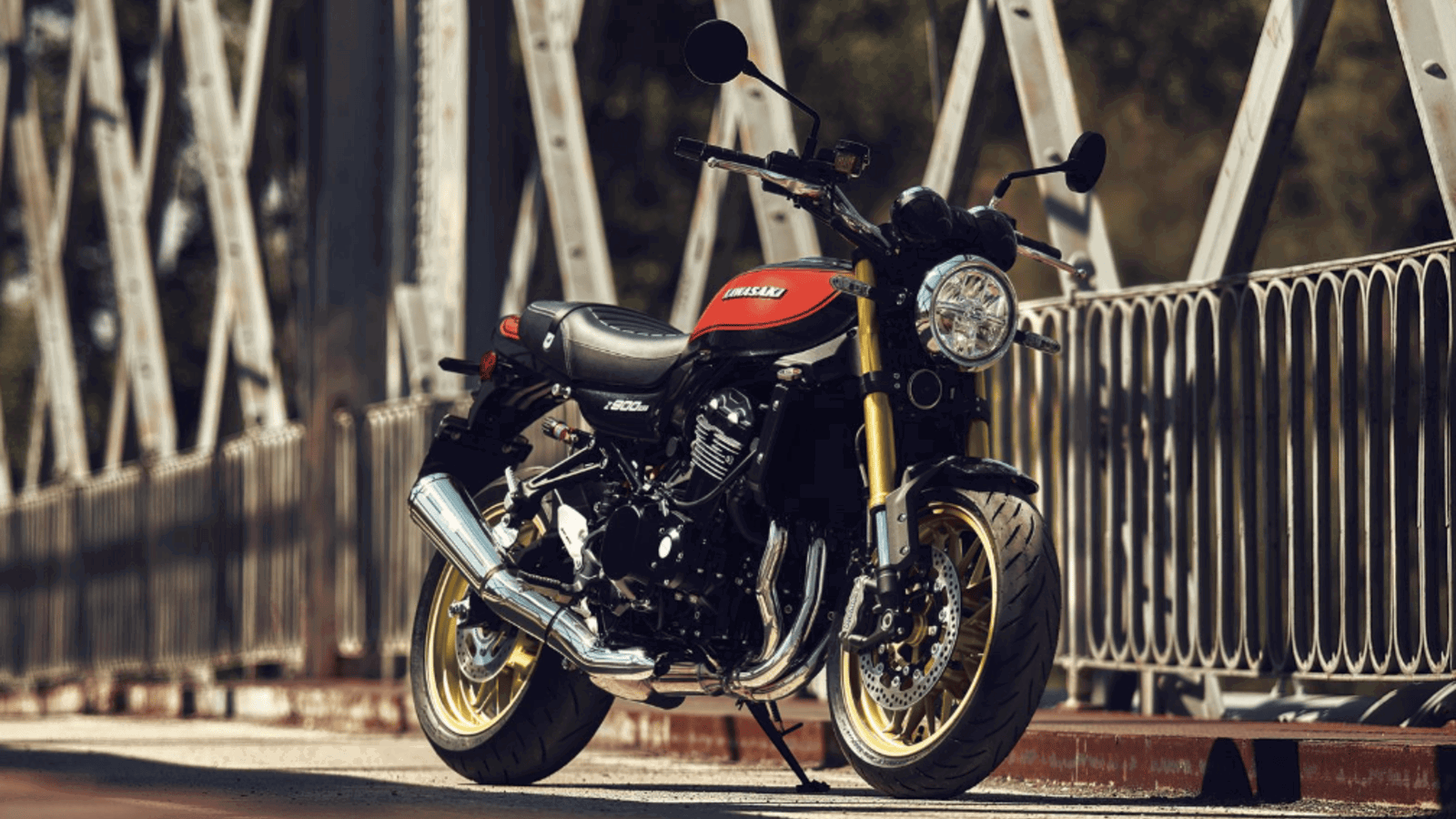 Kawasakis neue Z900RS-Reihe erhält aktualisierte Motoren, Fahrwerke und Elektronik