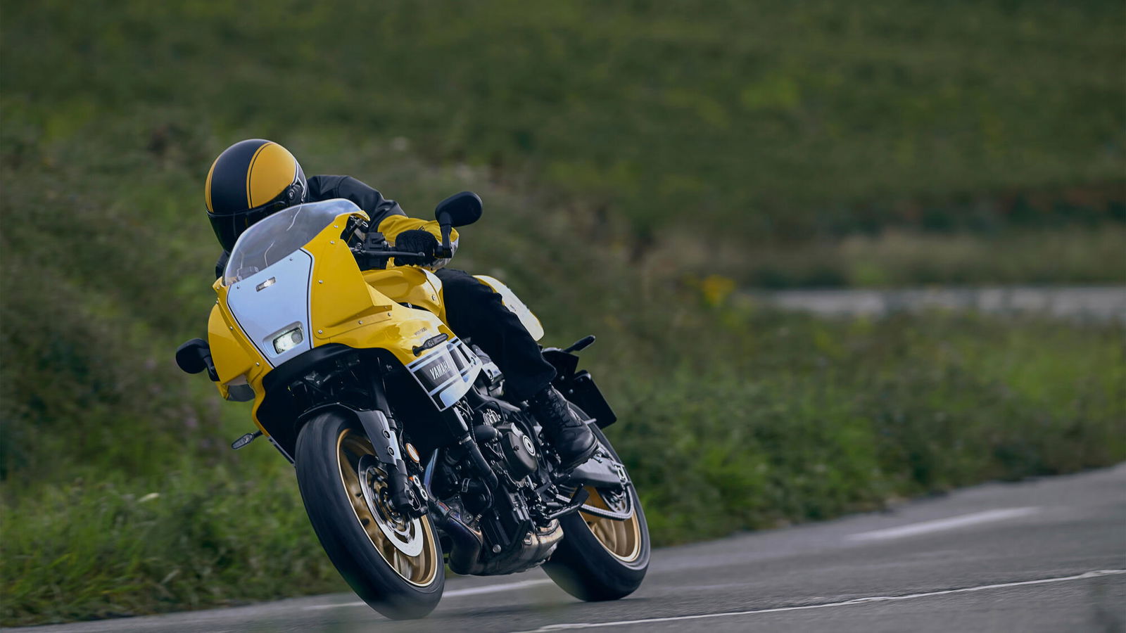 Spezifikationen, Details und Funktionen der Yamaha XSR900 GP 2026