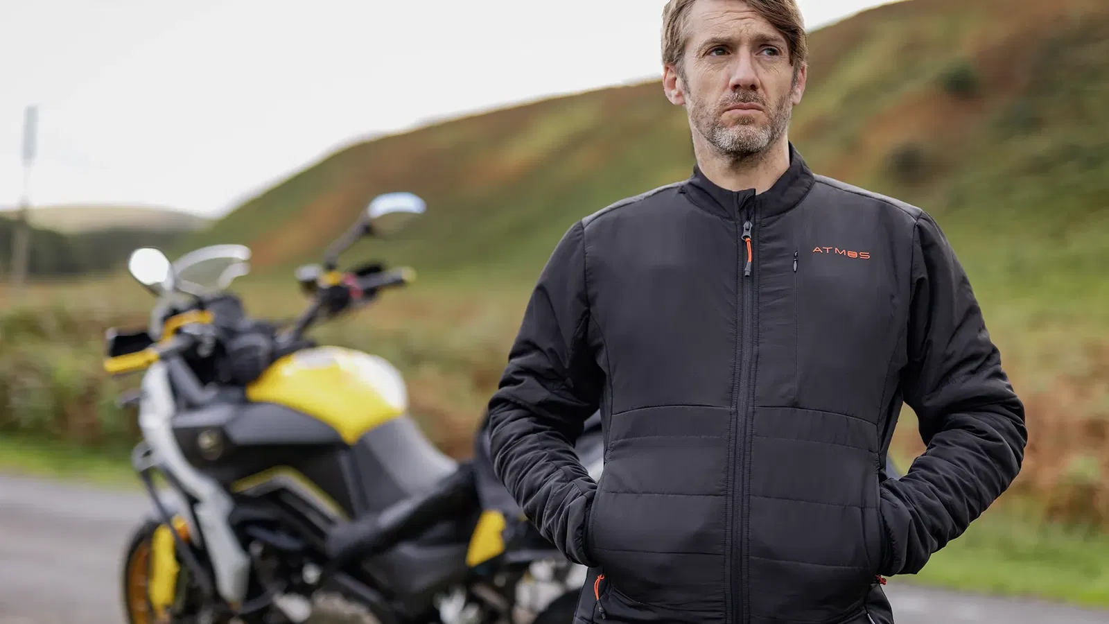 Das Atmos-Schichtsystem von Oxford Products verspricht, Biker warm zu halten
