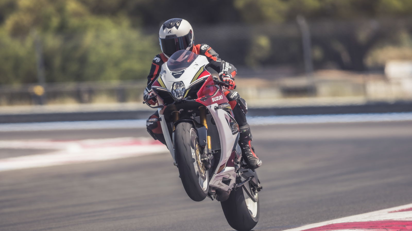 Preise für die GSX-R1000R zum 40-jährigen Jubiläum bekannt gegeben