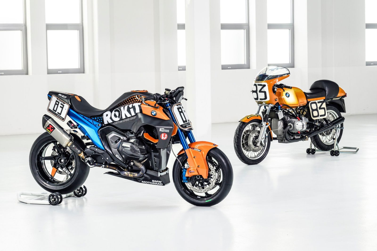 BMW R1300 R Superhooligan zusammen mit der R90 S