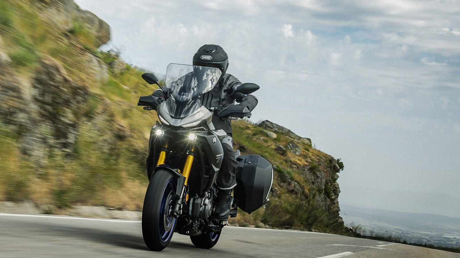A Yamaha Tracer 7