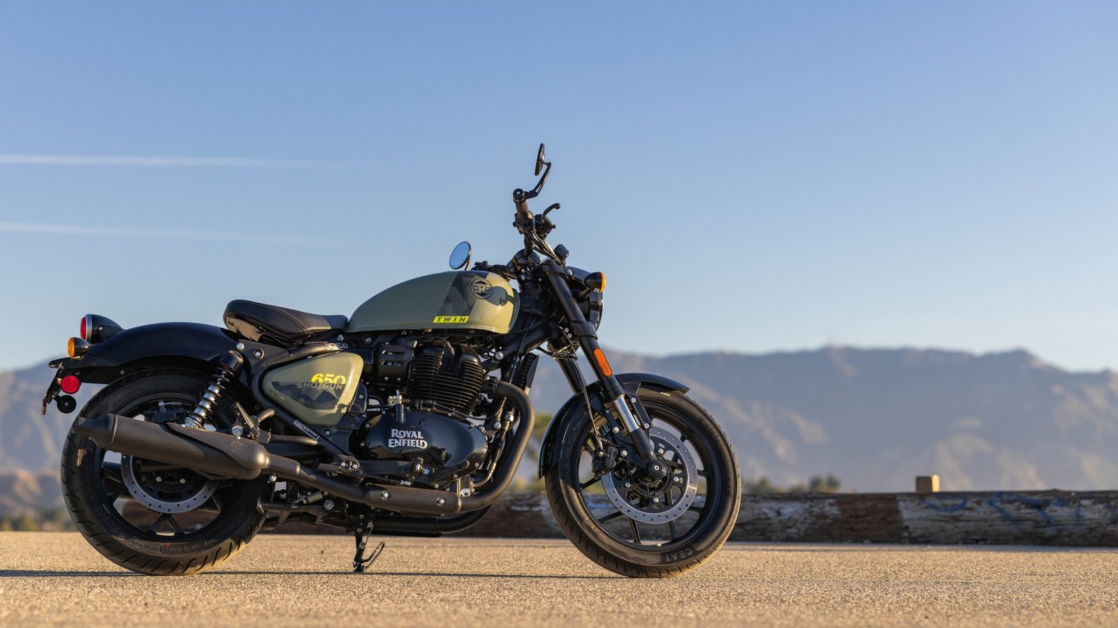 Royal Enfield Shotgun 650