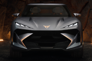 Cupra setzt erneut auf Hybrid- und Benzinmodelle und denkt über einen Range-Extender-Antriebsstrang nach