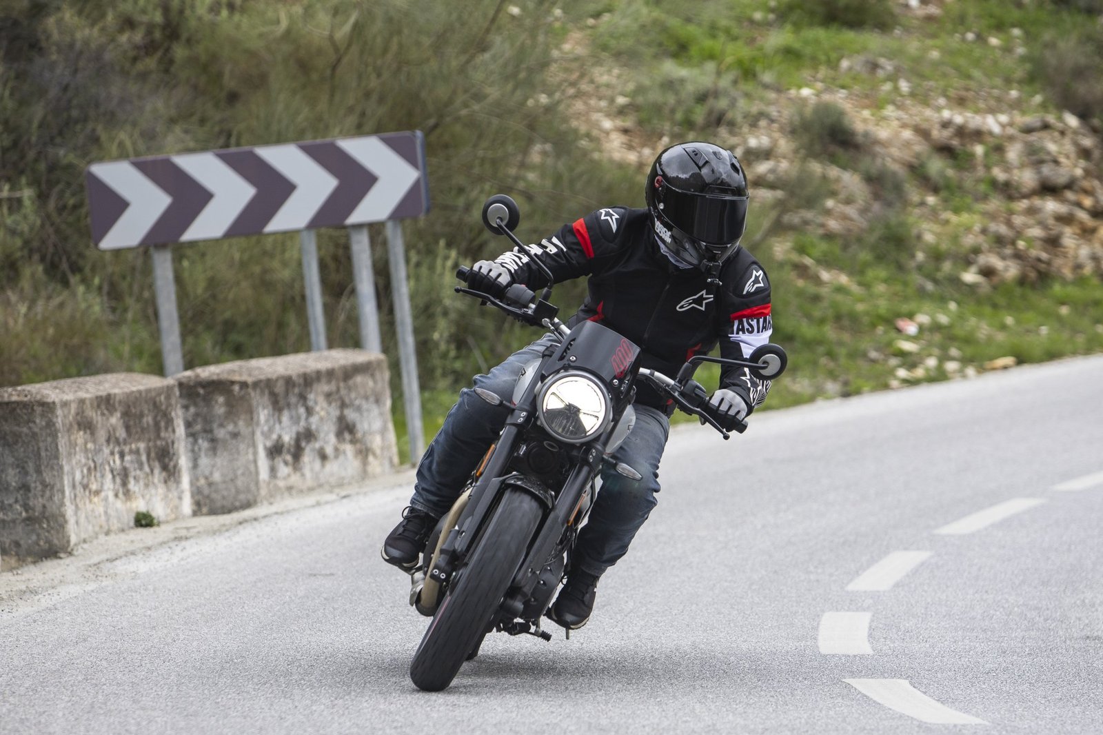 Triumph Tracker 400 - fahren