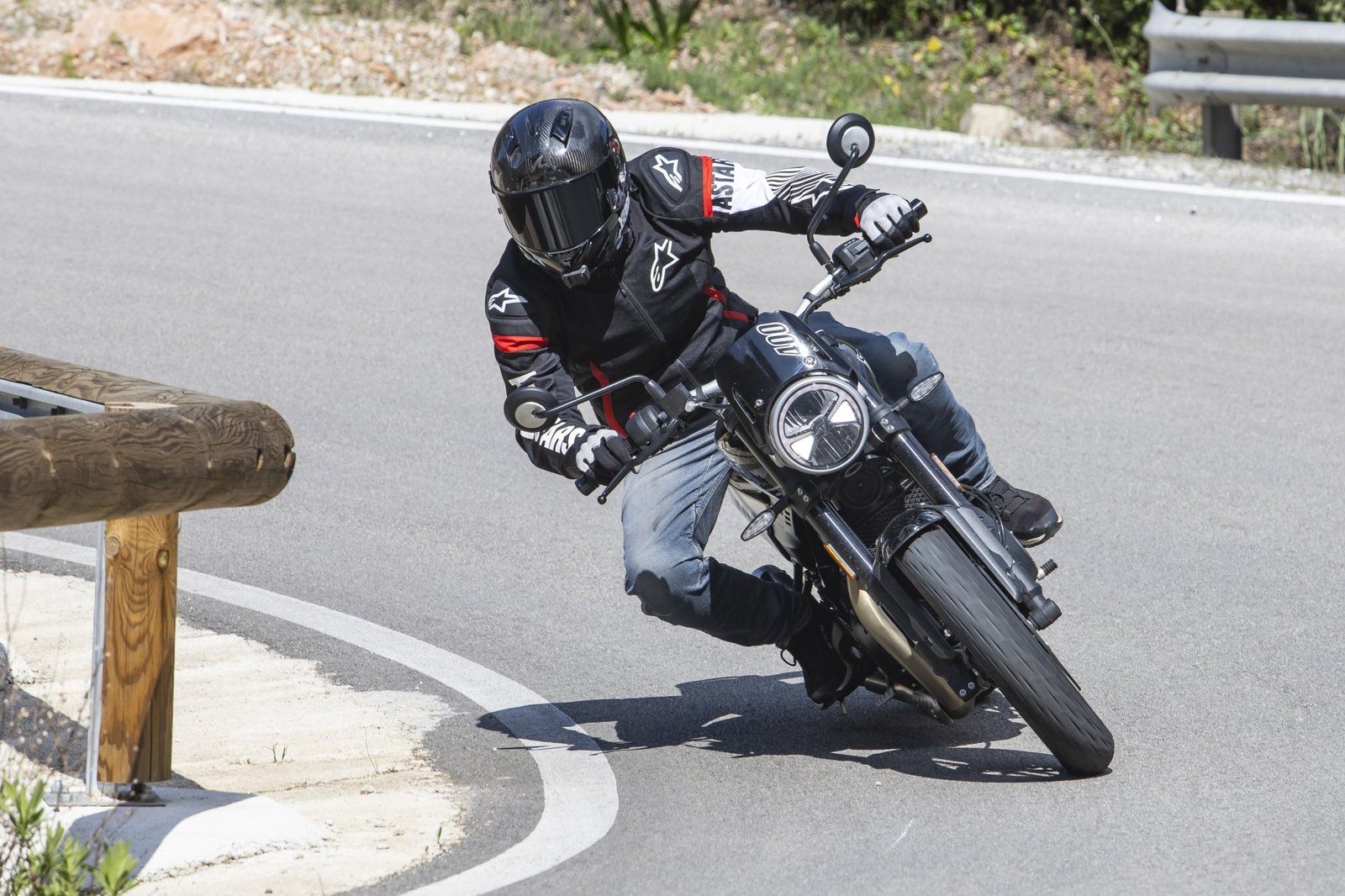 Triumph Tracker 400 - fahren