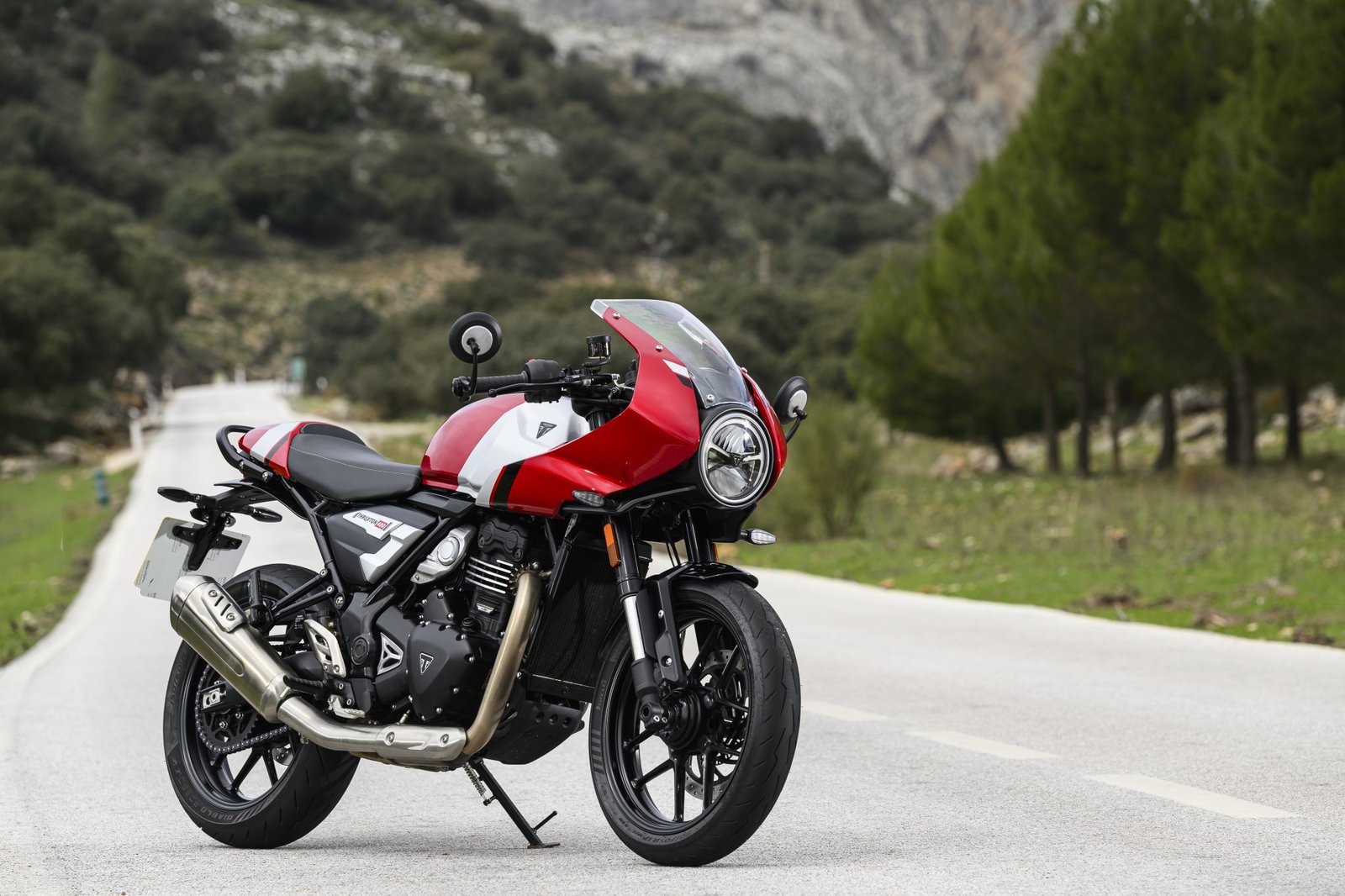 Die Triumph Thruxton 400 2026