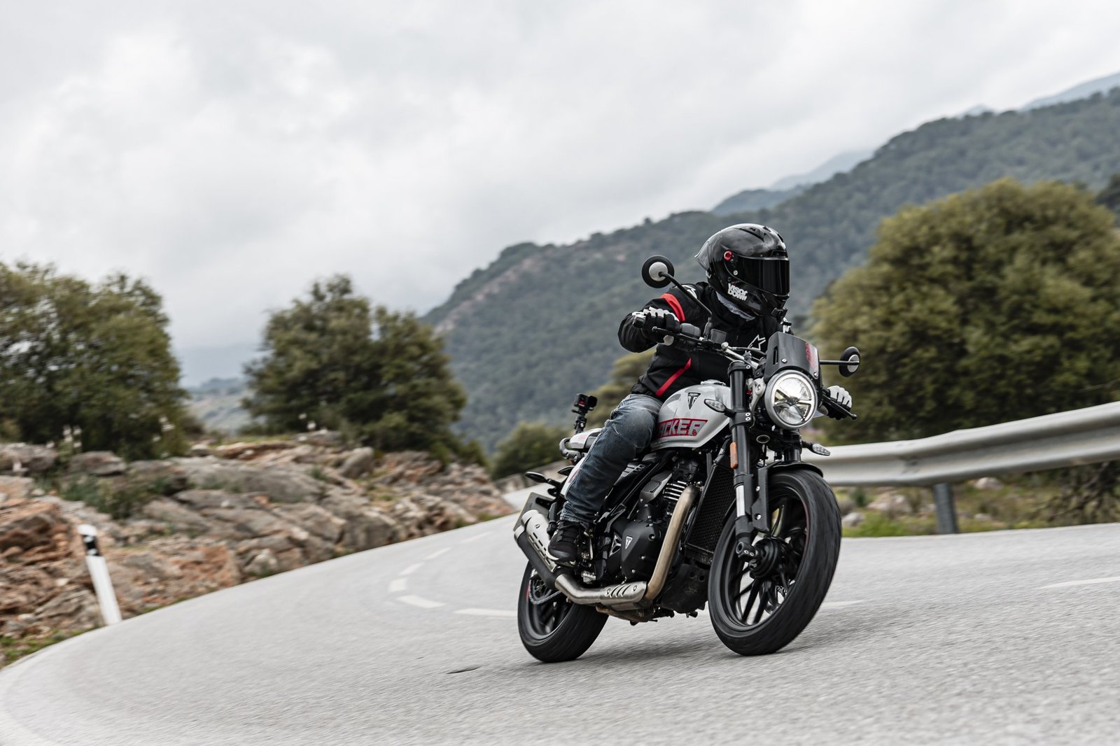 Triumph Tracker 400 - fahren