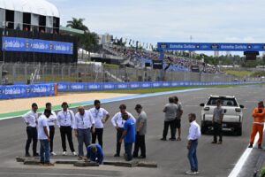 Der brasilianische MotoGP-Sprint verzögerte sich aufgrund eines Streckenschadens