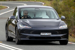 ANALYSE: Kurzsichtig oder an der Zeit? Australische Elektroautofahrer müssen ab 2027 eine Straßenbenutzungsgebühr zahlen