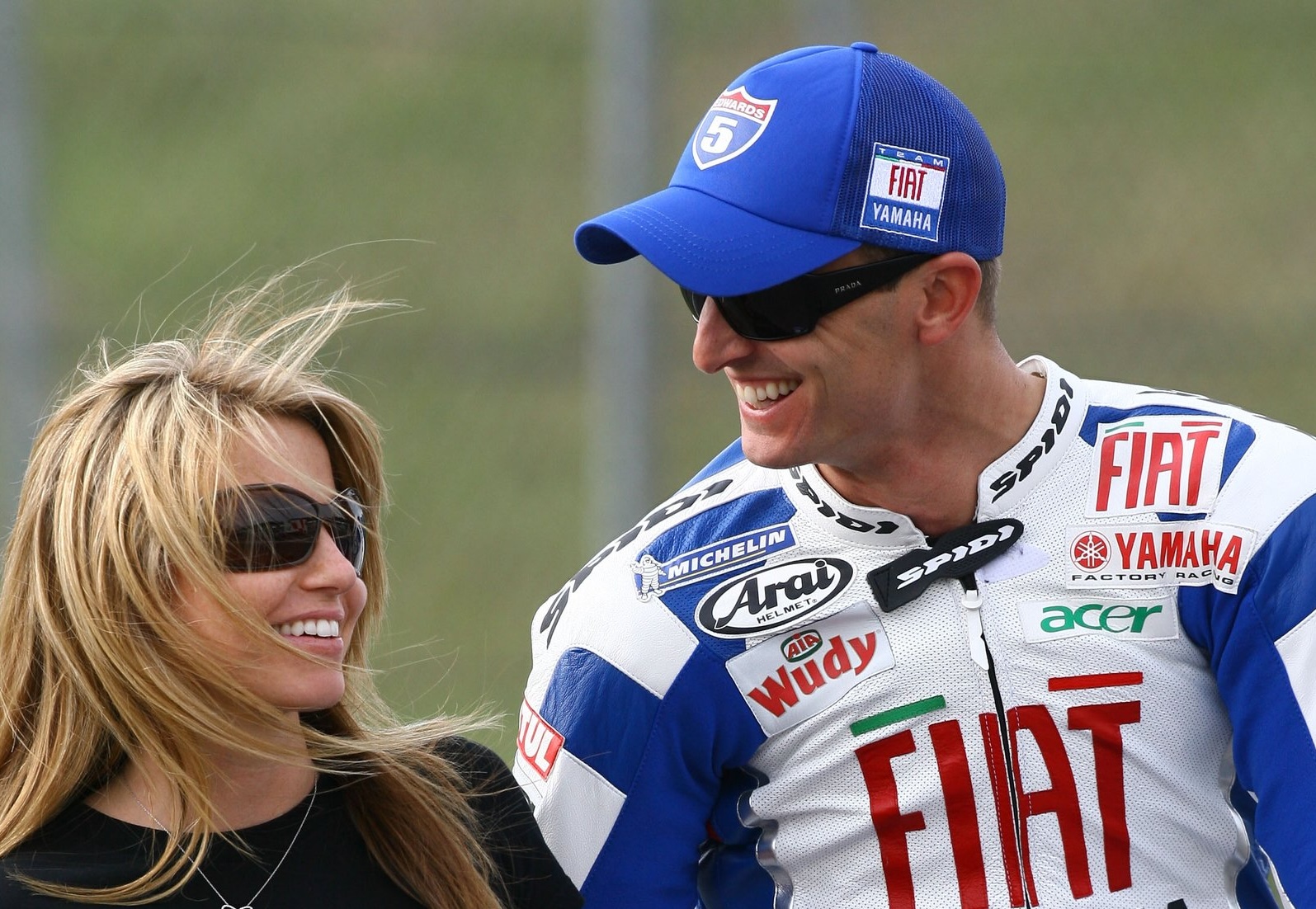 Ehemaliger MotoGP- und WorldSBK-Rennfahrer, Colin Edwards (rechts)