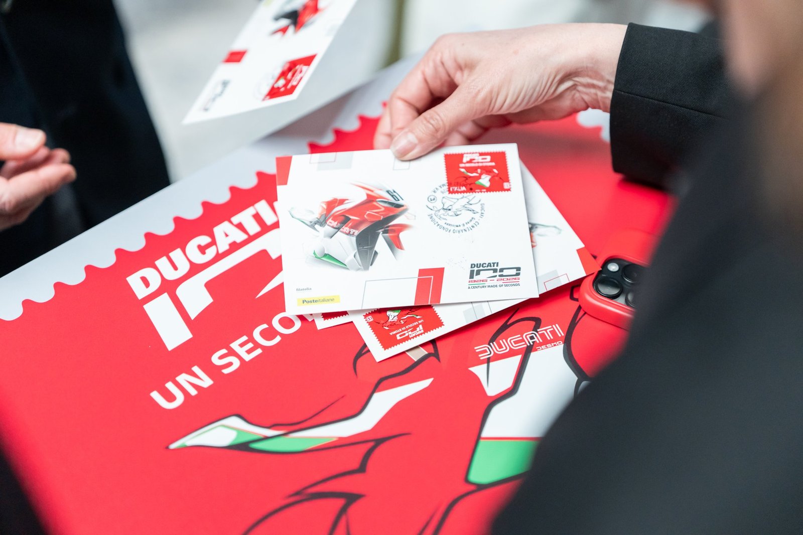 Die Jubiläumsmarke von Ducati wurde in Italien enthüllt