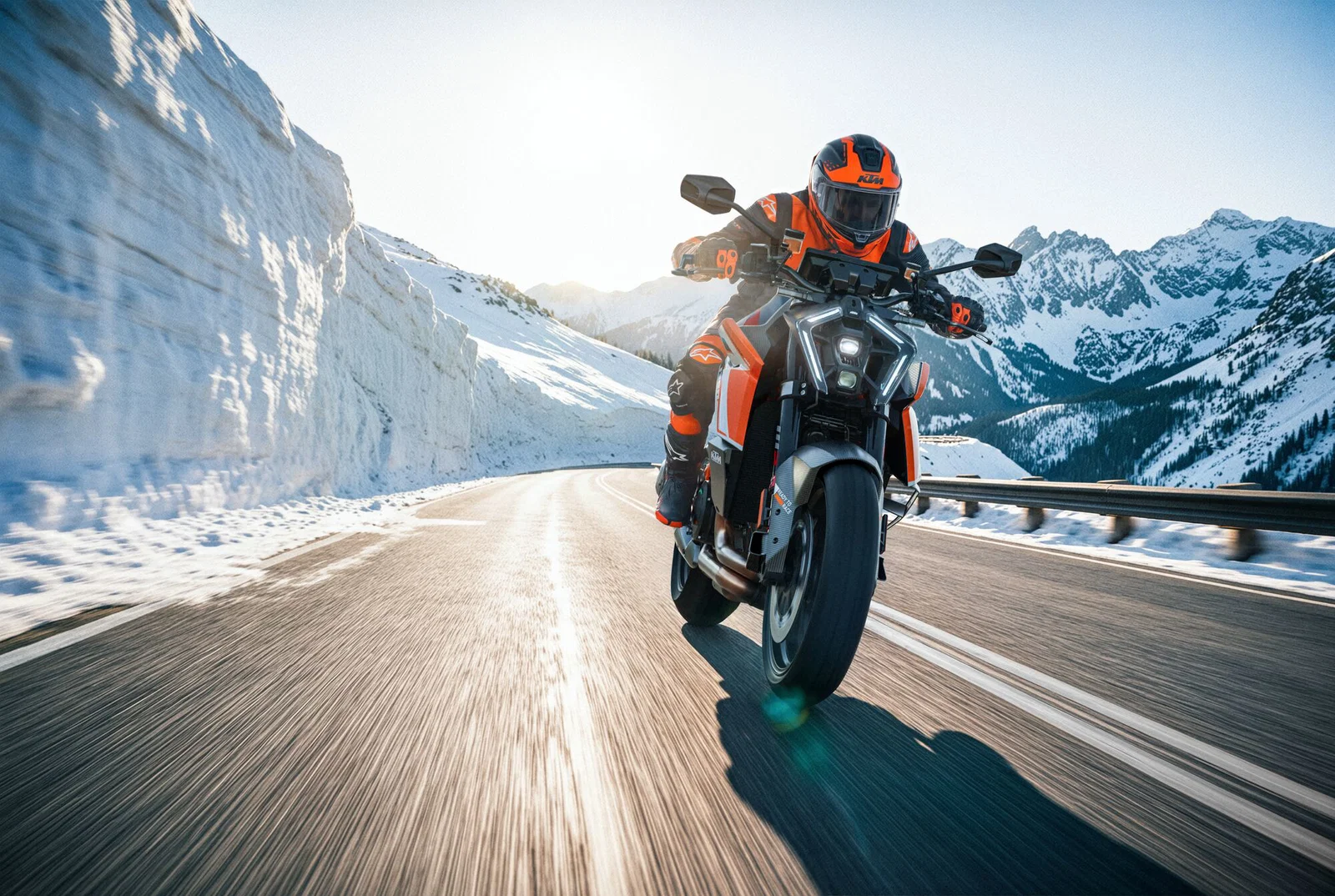 Die KTM 1390 Super Duke RR auf der Straße