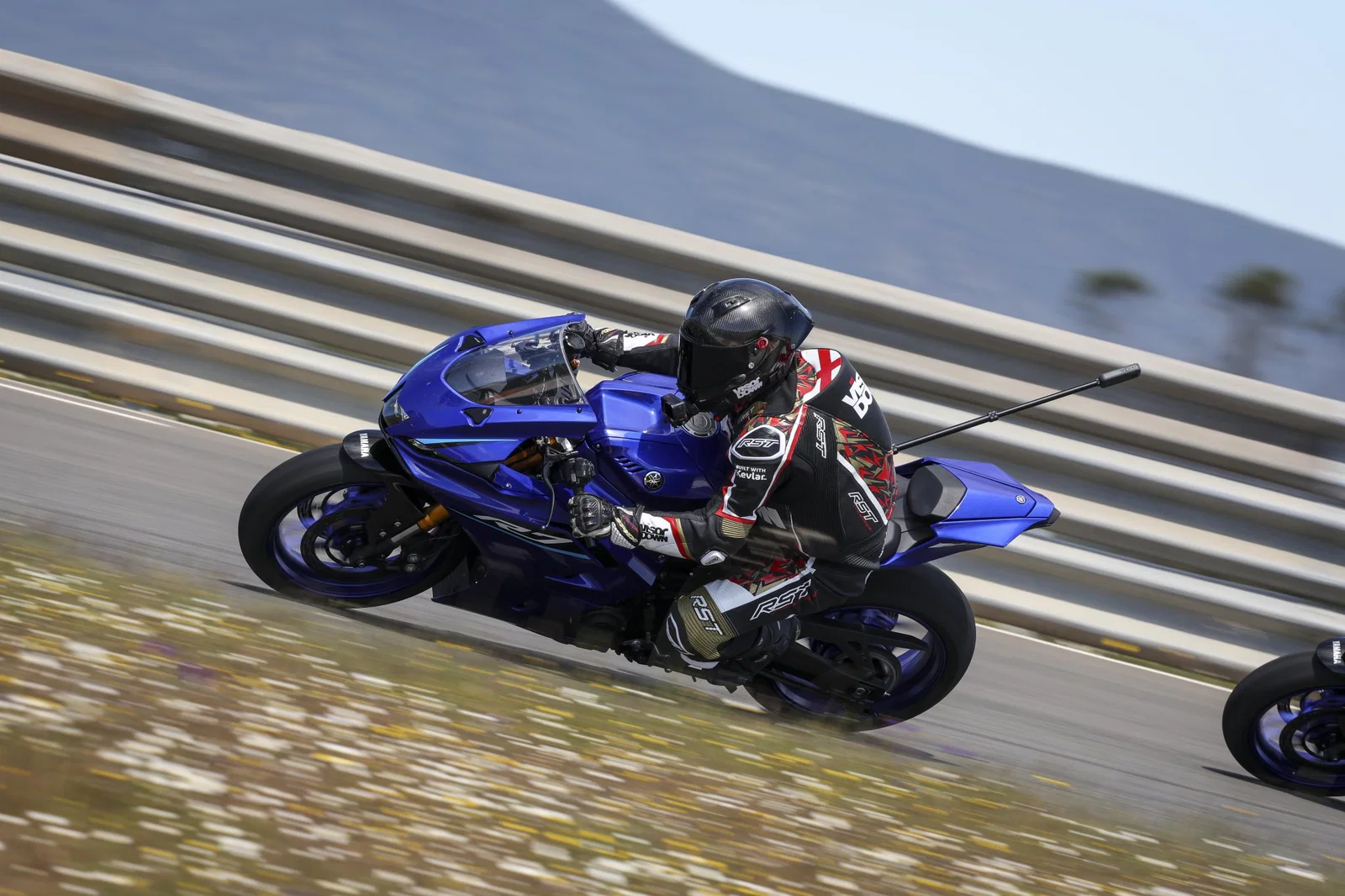 Die Yamaha R7 2026 – Fahren