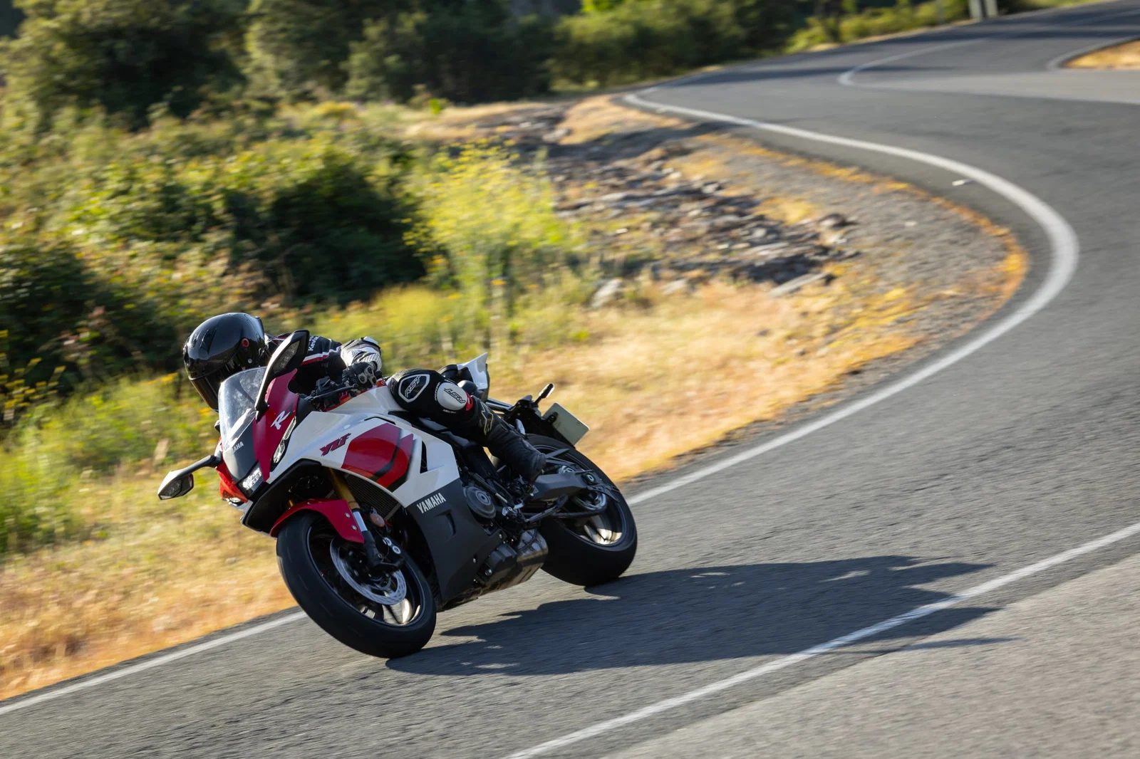 Die Yamaha R7 2026 – Fahren