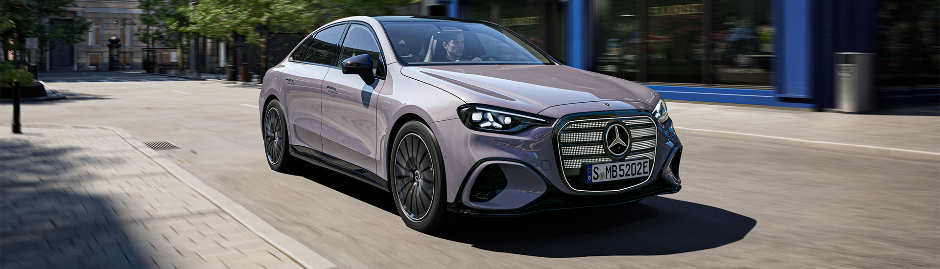 Mercedes-Benz C-Klasse Electric mit 762 km Reichweite und konventionellerem Design vorgestellt
