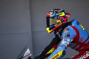 LS2 feiert Fermin Aldeguers Rookie-MotoGP-Saison mit diesem Replika-Helm