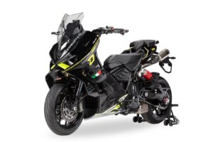 Italjet kehrt mit Dragster 300, 700 Twin und einem radikalen Direktvertriebsmodell nach Großbritannien zurück