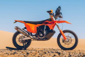 KTM feiert Dakar-Sieg mit zwei 450 Rally Replica-Modellen