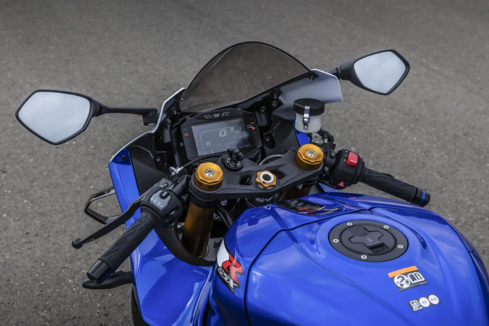 Die Suzuki GSX-R1000R 2026 – fahrend