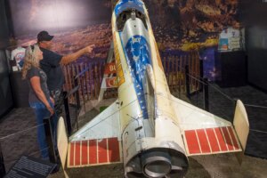 Das Evel-Knievel-Museum reist mit VR-Sprüngen und legendären Fahrrädern nach Las Vegas