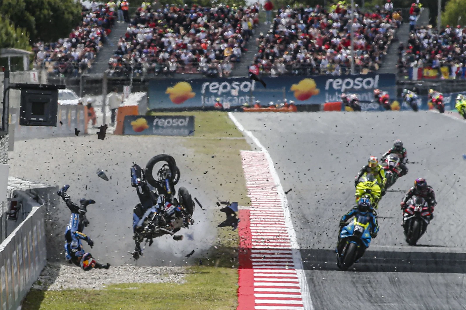 Der Horror-Unfall von Alex Marquez am Sonntag in Barcelona.