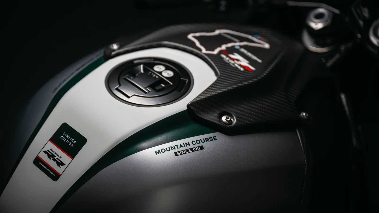 Details zur Isle of Man TT zur neuen BMW M1000 RR.