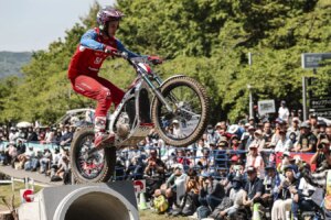 Hondas elektrisches Trial-Bike beginnt, den Benzinfahrern im TrialGP Probleme zu bereiten