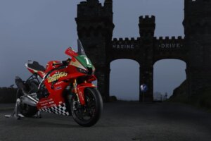 Honda ehrt John McGuinness mit einer speziellen Isle of Man TT-Lackierung