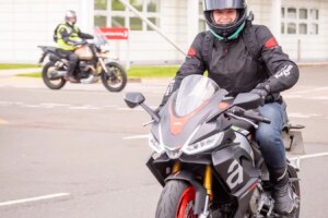 88 Prozent der Fahrer sagen, dass Motorradfahren das geistige Wohlbefinden verbessert