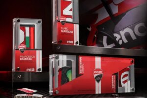 Partnerschaft zwischen MotoGP Authentics und Ducati Corse für renngebrauchte Erinnerungsstücke bekannt gegeben