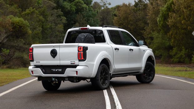 GWM Cannon Alpha PHEV 2025 hinten 3/4