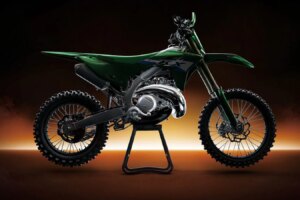 Kawasaki KX327 Motocrosser und KX327X Enduro-Zweitakter enthüllt