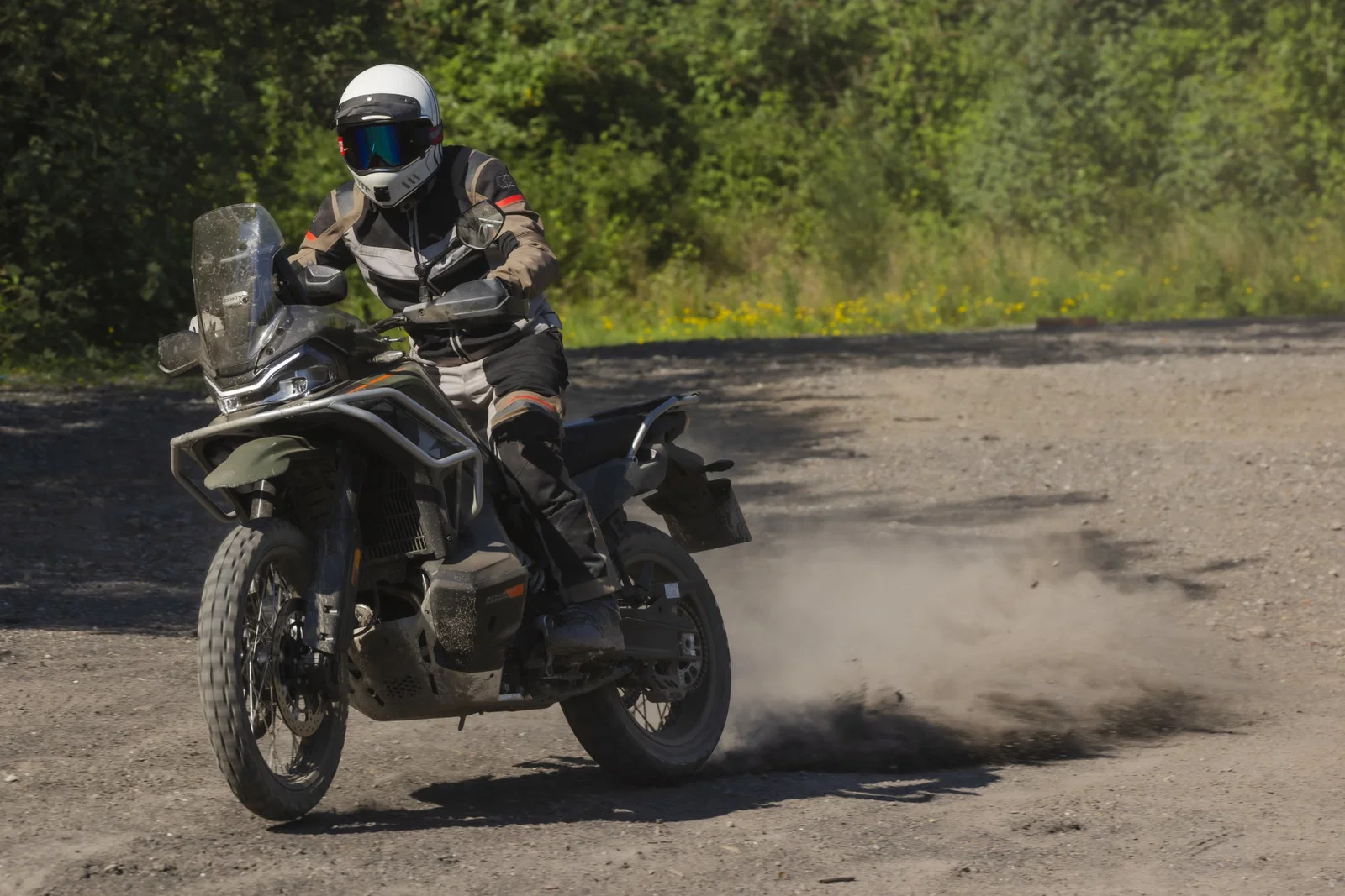 Fahren mit dem CFMoto 1000MT-X