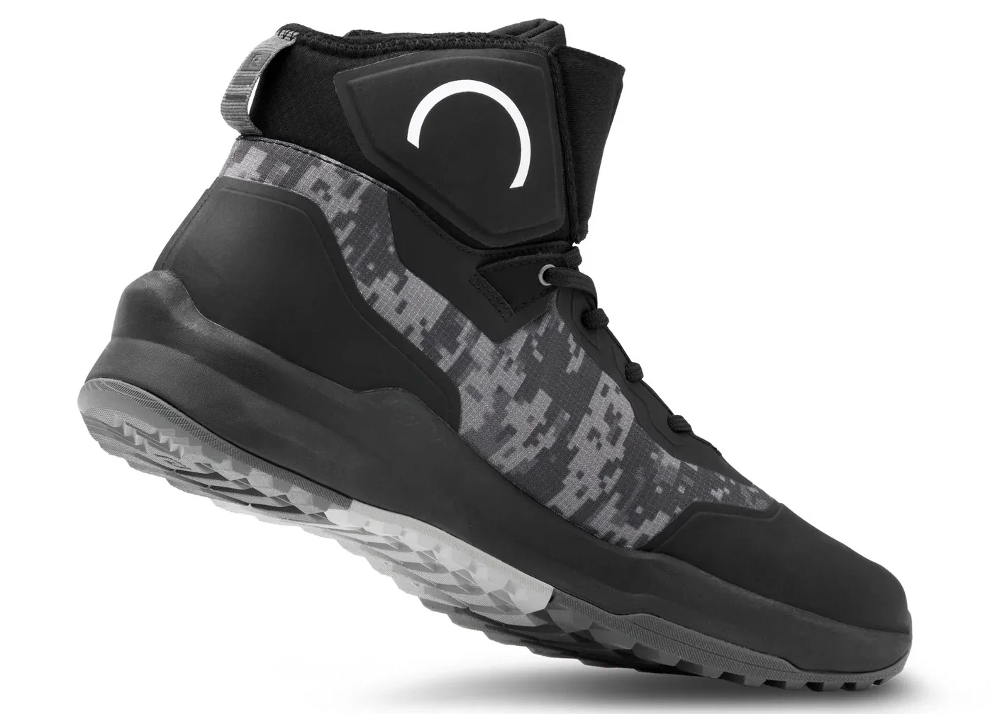 Die Seite der Eleveit Stratos E-Dry Midi-Reitstiefel