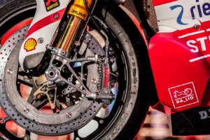 Die WorldSBK setzt erstmals Carbon-Keramik-Bremsen von Brembo ein