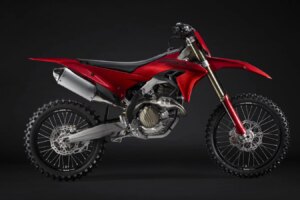 Die neue Ducati Desmo250 MX soll in Großbritannien für 8.995 £ erhältlich sein