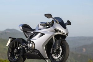 Norton Manx R landet offiziell bei britischen Händlern