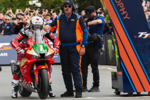 John McGuinness wird beim Classic TT 2026 mit einer besonderen Paraderunde der Star sein