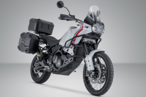 Ducati DesertX und DesertX Rally gewinnen mit neuem Gepäckset 115 Liter Stauraum